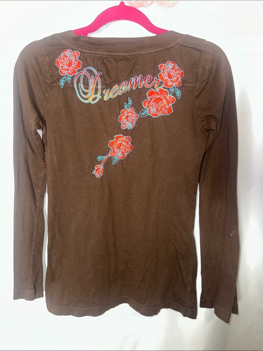 JWLA Brown Long-Sleeve V-Neck Tee with Embroidered Butterfly & Roses - Picture 7 of 8